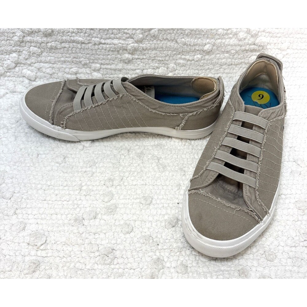 Blowfish Malibu Canvas Sneakers Womens Size 9 Tan Slip On Casual Shoes